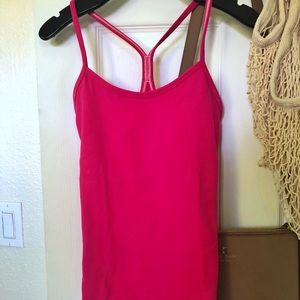 LULULEMON HOT PINK ACTIVE WEAR TANK SIZE 2
